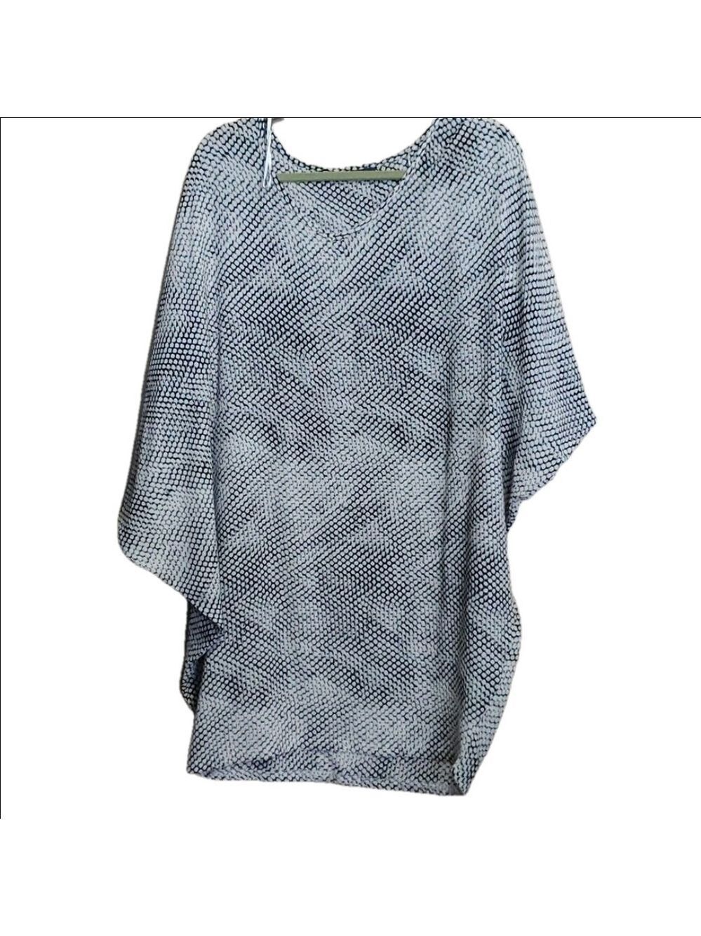 Suzy shier Beach coverup size medium